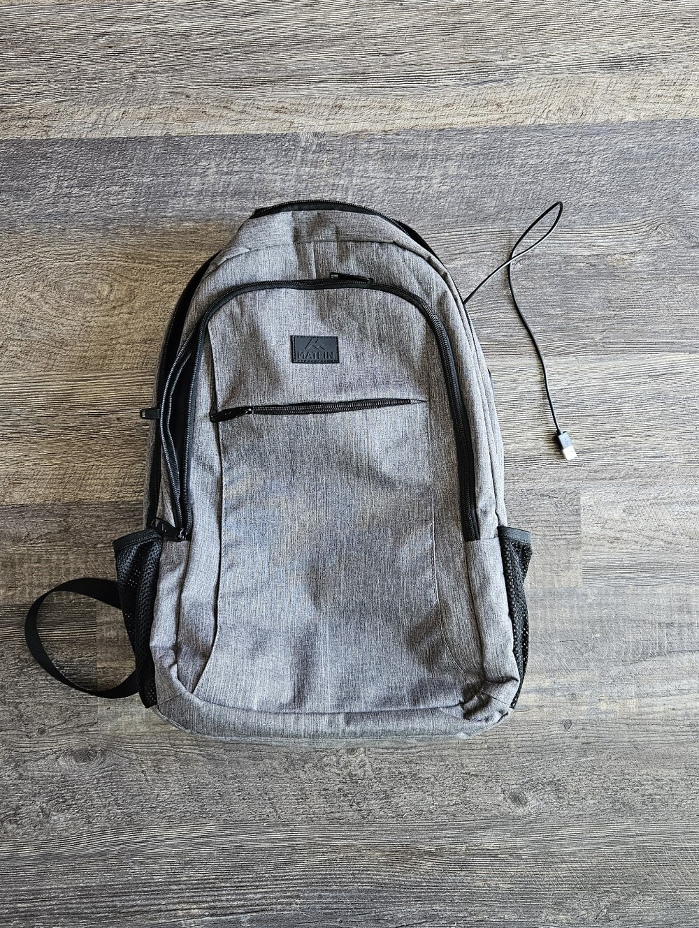 MATEIN Travel Anti Theft Backpack with USB Cable/Fit 15.6" Laptop